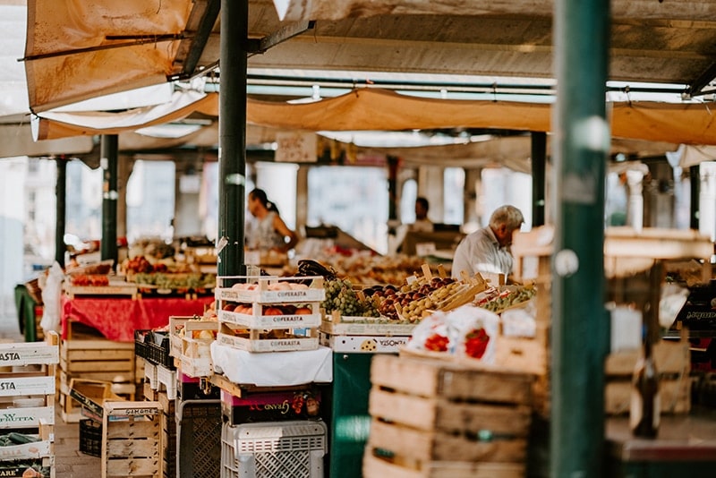 Market Market