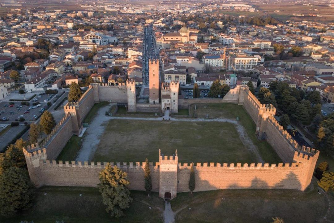 Castello Medievale di Villafranca