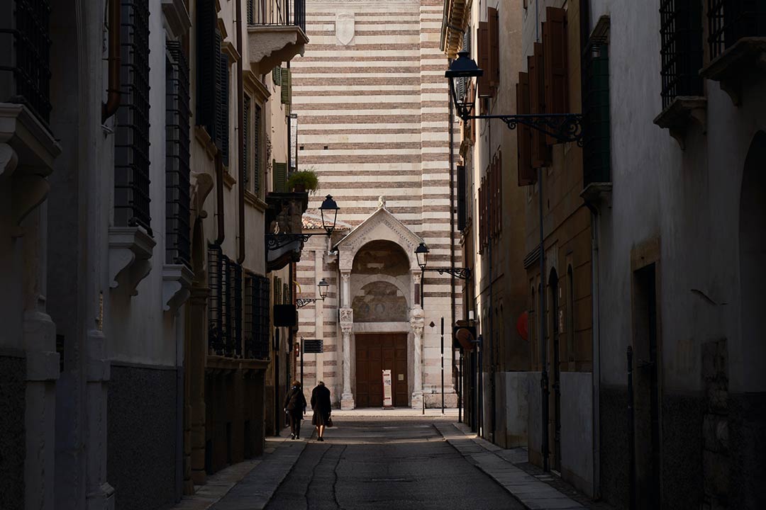 Ein Spaziergang durch die Zeit: 7 ungewöhnliche Straßen in Verona